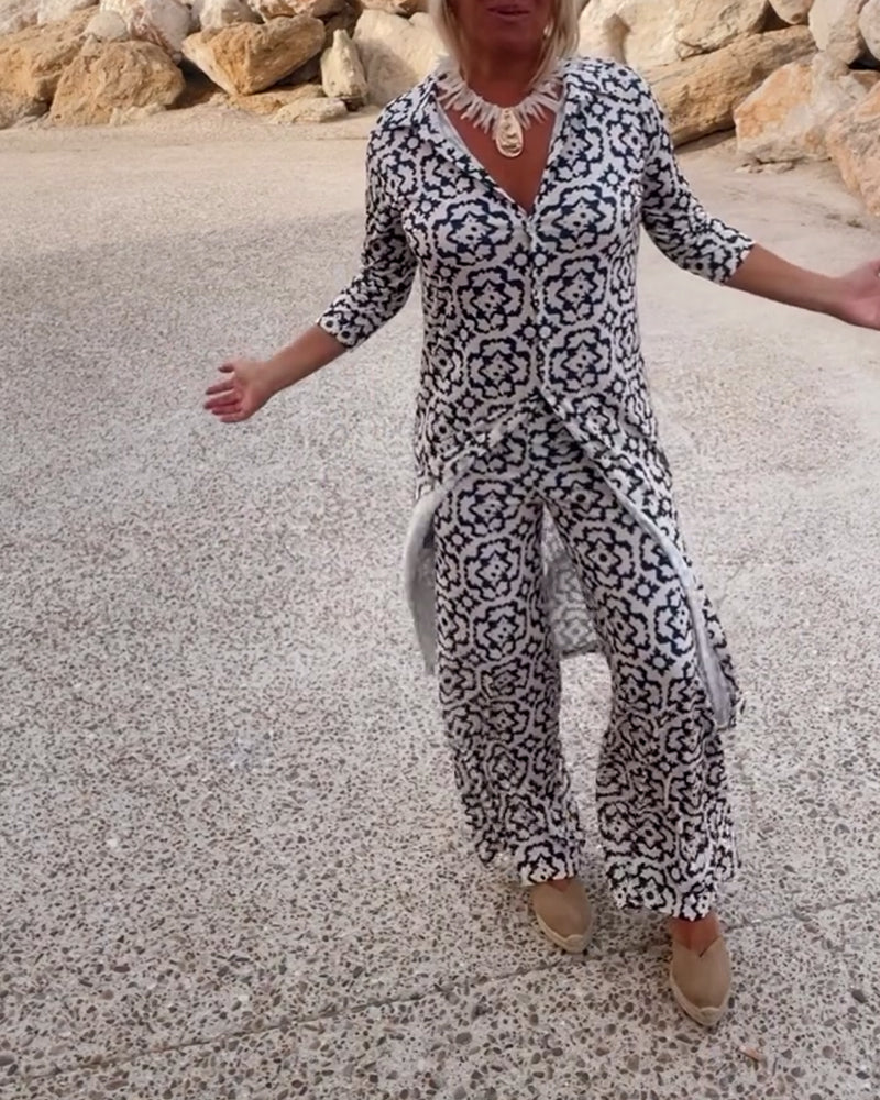 Livia - Vintage Printed Set with Lapels and Buttons
