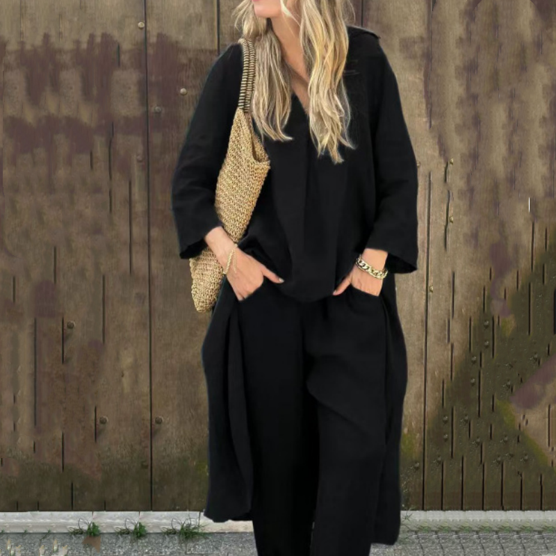 Perrine - 2-Piece Set with Pockets and V-Neck